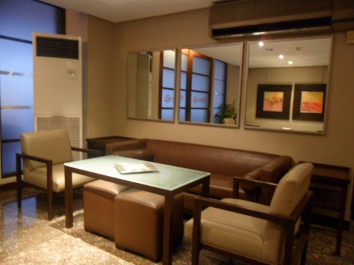 Amorsolo Mansion Hotel image 13