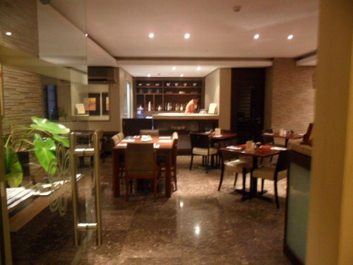 Amorsolo Mansion Hotel image 15